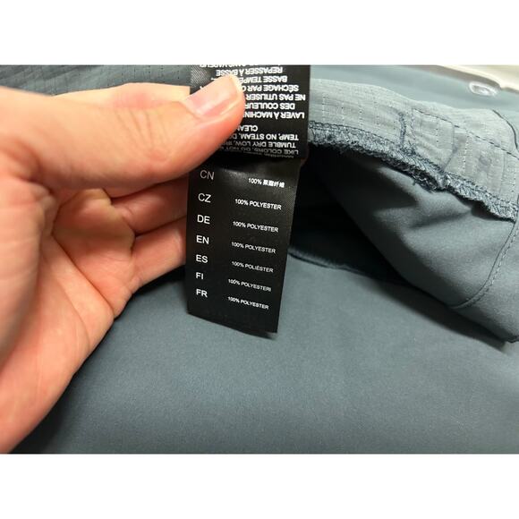 Kuhl Women's Bandita Lightweight Front Zip Jacket Gray Stowable Hood UPF 50 Sz S - Picture 8 of 14